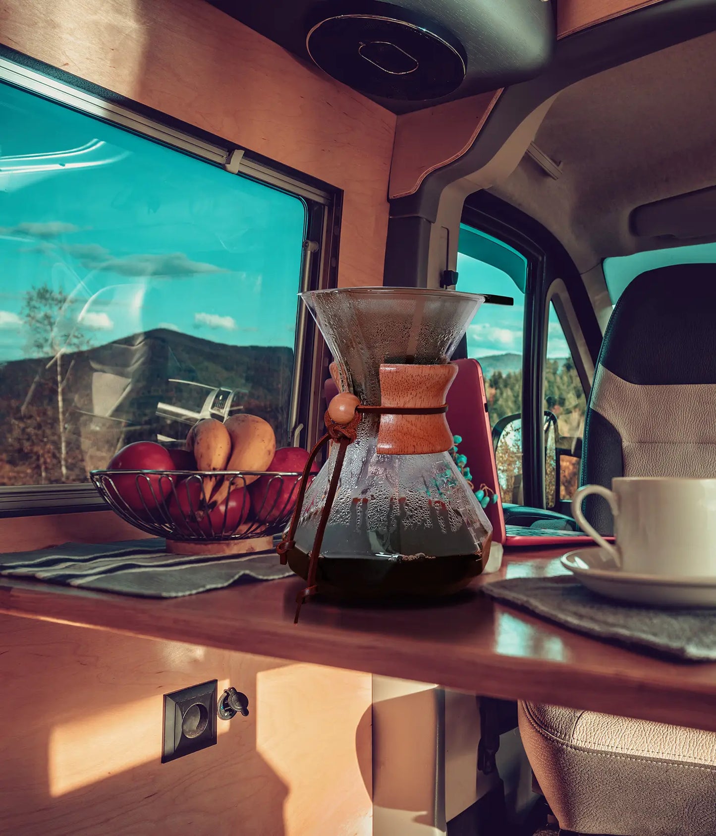 The AGOGO Diamond Pour Over: Modern Geometric Brewing